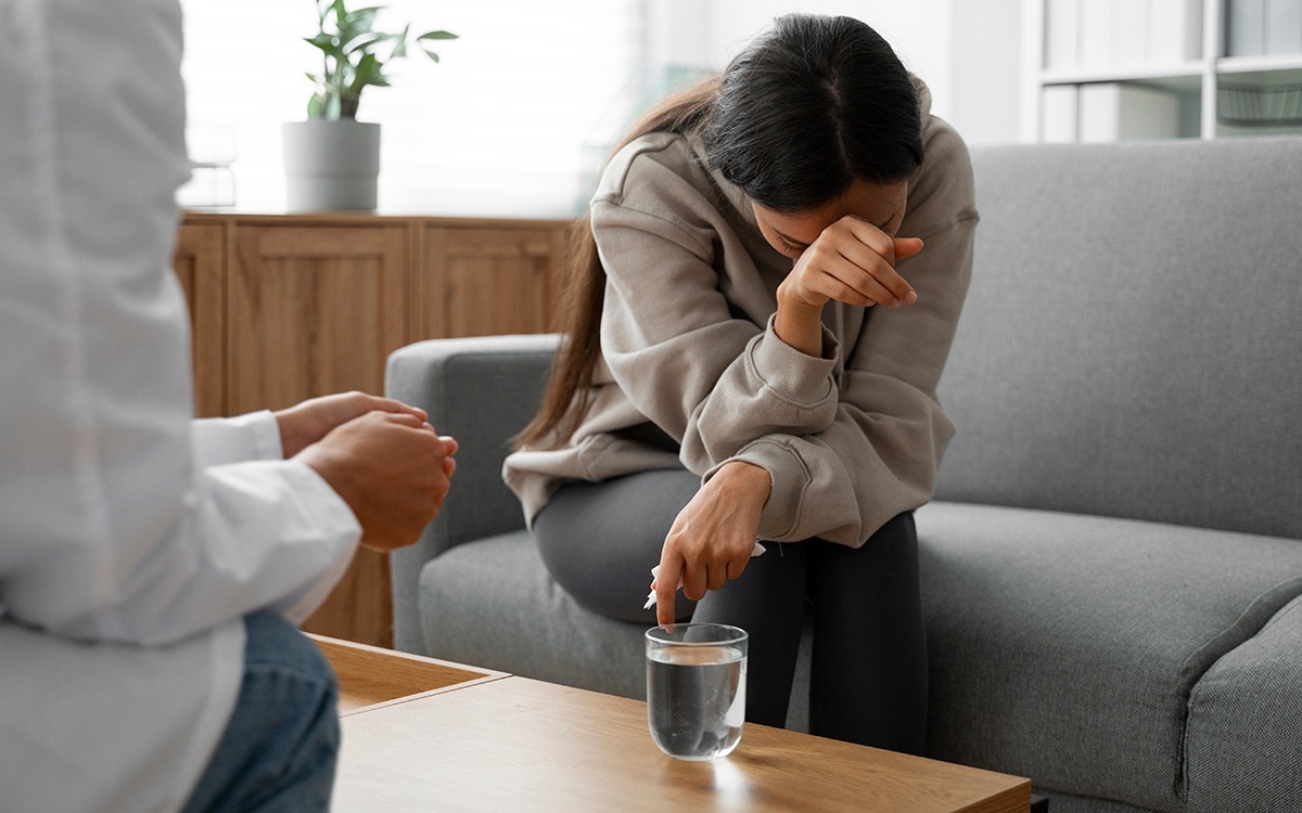 Reconoce las señalas para prevenir el suicidio entre los jóvenes