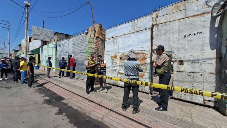 Incendio en Arequipa: ¿Accidente o represalia? Comerciantes madereros exigen investigación tras cuantiosas pérdidas