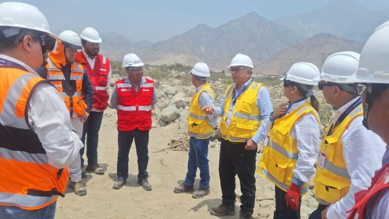 Trujillo: congresista Héctor Acuña visitó las quebradas San Ildefonso y San Carlos