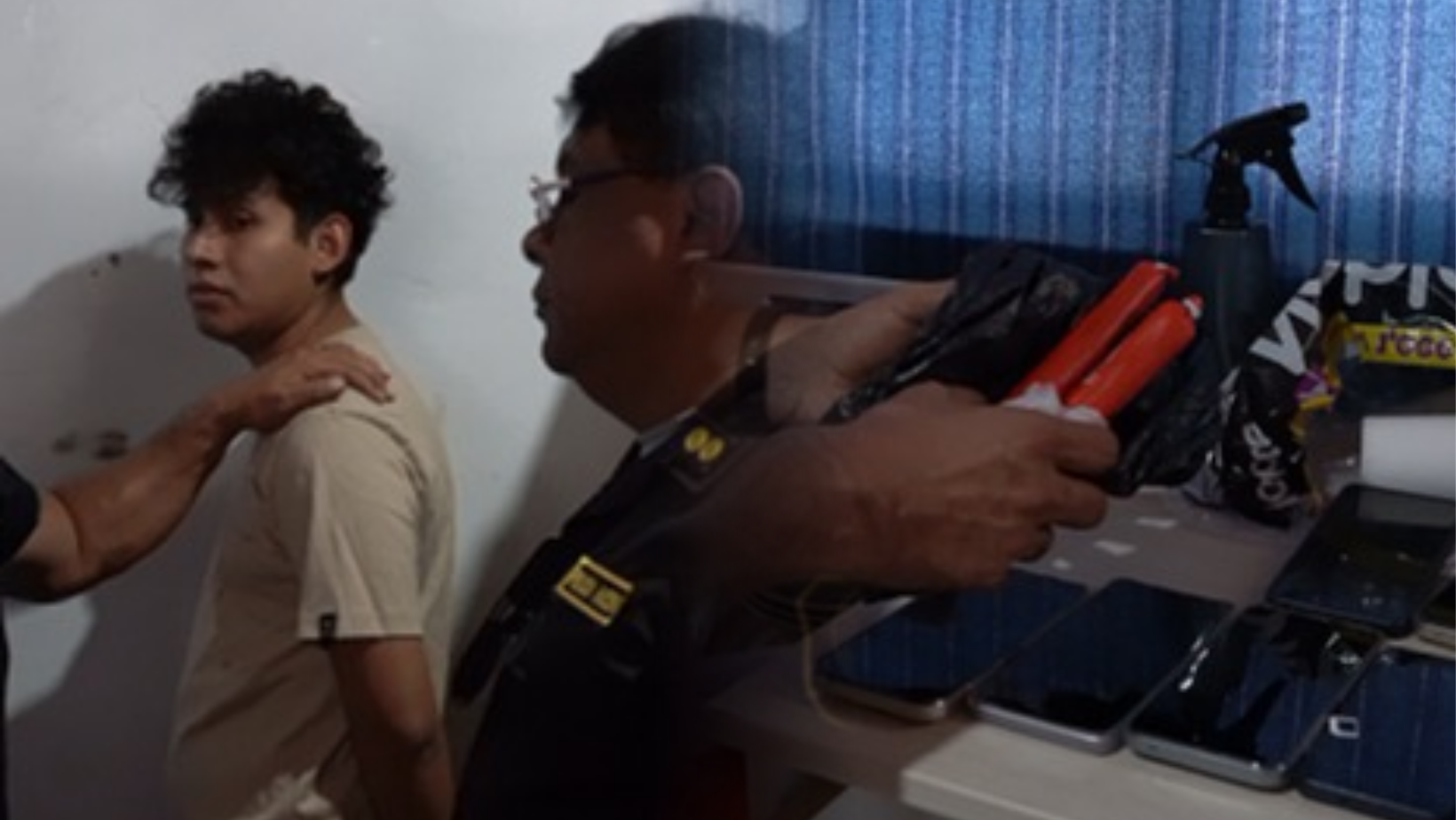 Golpe a la extorsión en La Esperanza: Cae sujeto con explosivos y arsenal tecnológico