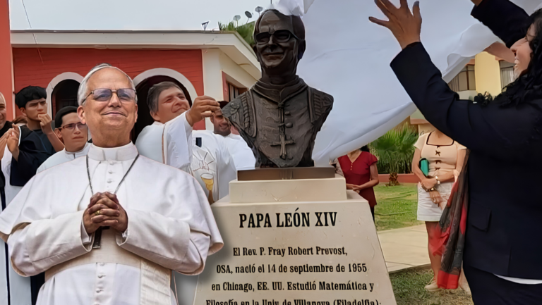 Develan busto del Papa León XIV en la parroquia de Trujillo