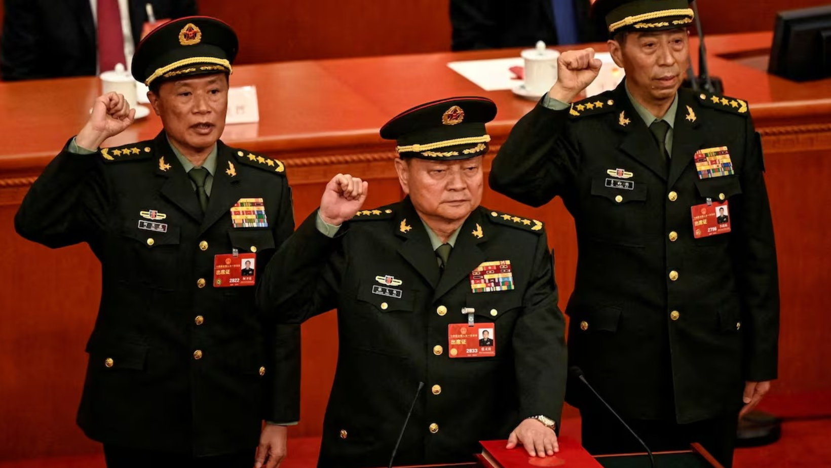 China condena a muerte suspendida a dos exministros de Defensa por corruptos