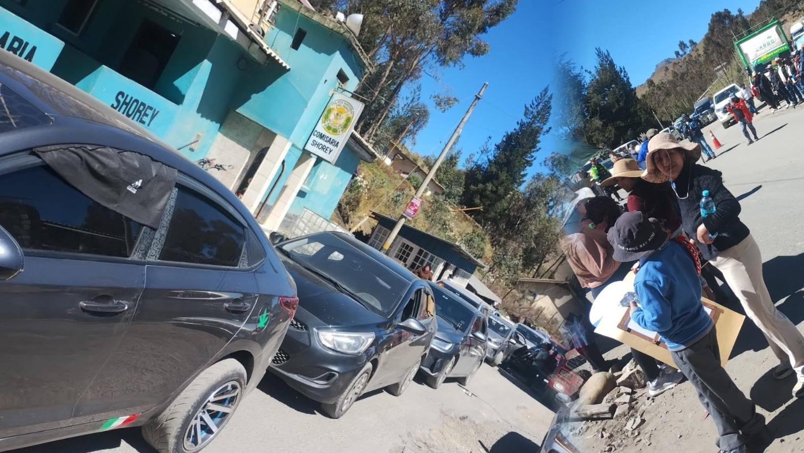 Pobladores bloquean carretera en Shorey para exigir reparación de las vías