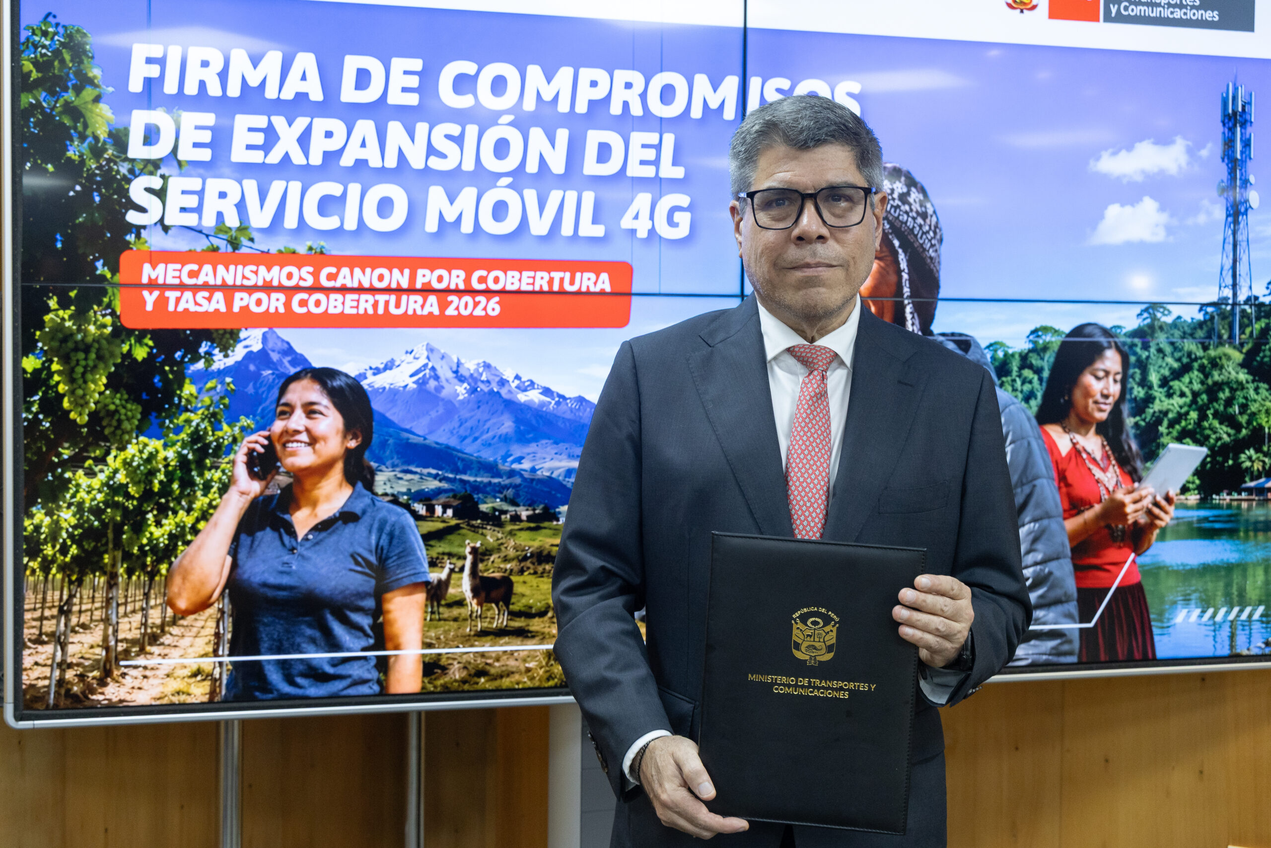 Más peruanos accederán a conectividad 4G: Claro Perú firma compromiso de expansión mediante el Canon por Cobertura 2026