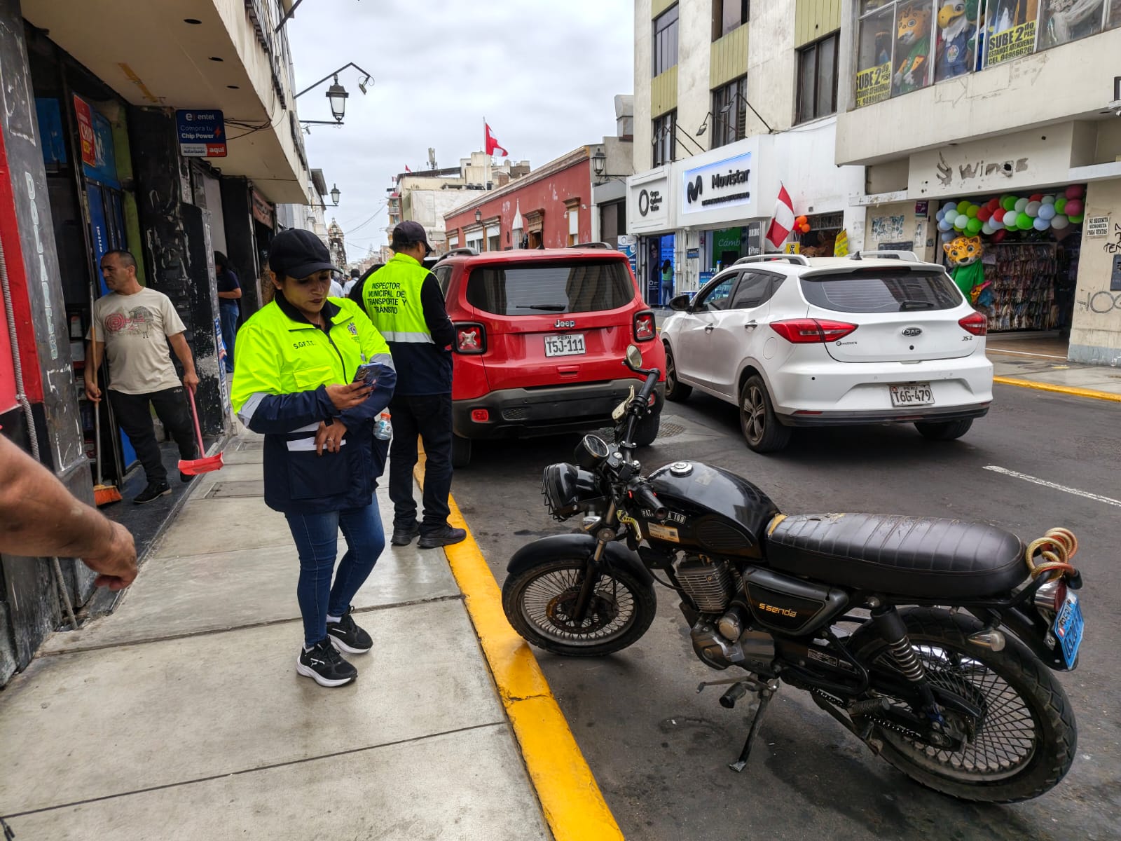 Más de 2,000 fotopapeletas fueron colocadas a conductores que no respetaron las zonas rígidas
