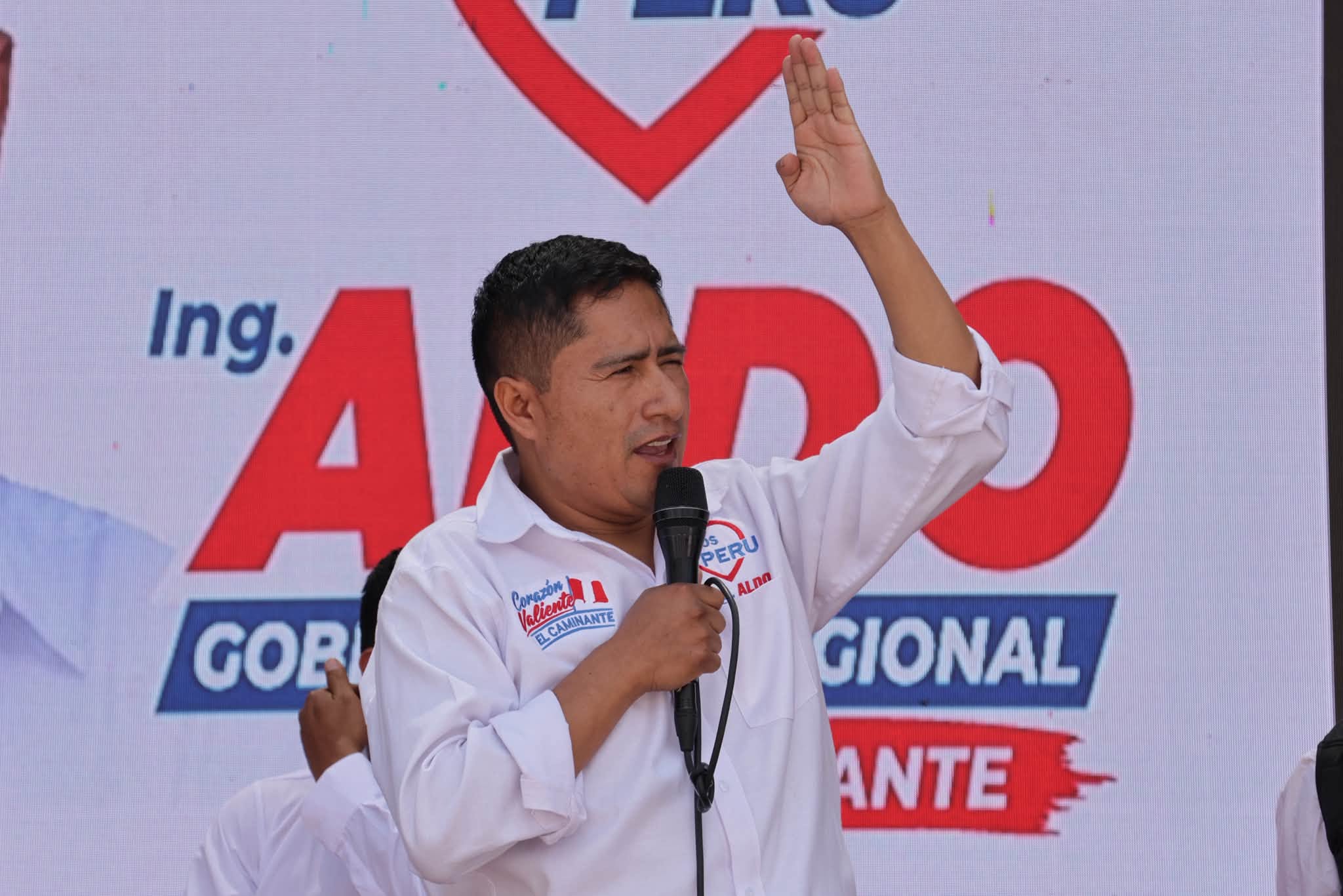 Aldo Carlos Mariños: "Primero debemos decir no a las organizaciones criminales de saco y corbata, que fueron congresistas y legislaron a favor de la criminalidad"