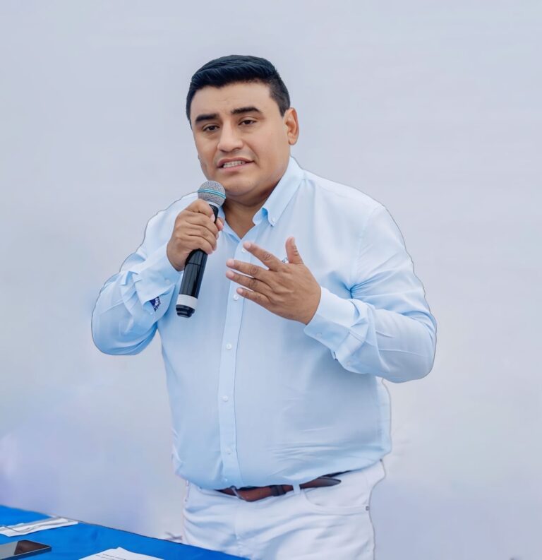 Wilmer Sánchez asume candidatura a La Esperanza tras renuncia de Anderson Castillo