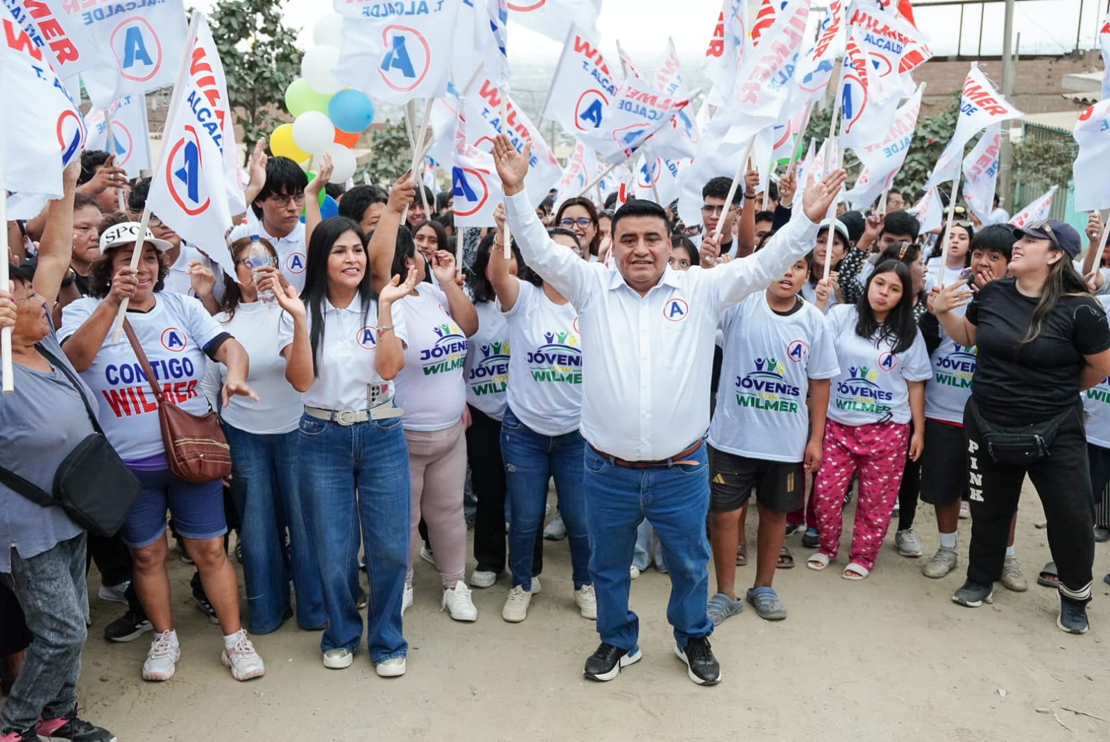 COLECTIVOS Y ASOCIACIONES DE JÓVENES CAMINARON CON WILMER SÁNCHEZ EN LA ESPERANZA