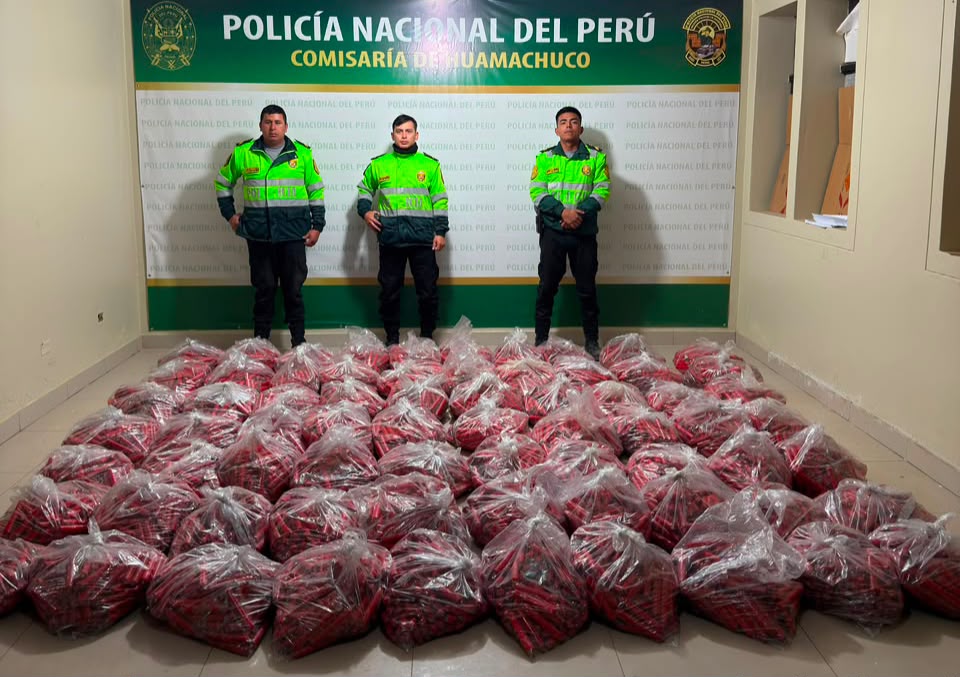 Incautan 70 bolsas con explosivos en un caserio de Huamachuco