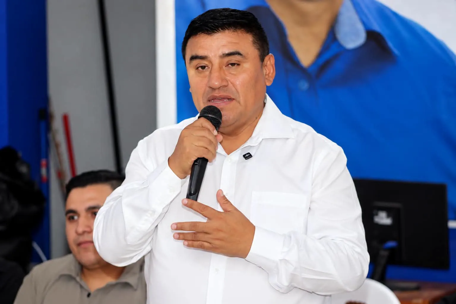 MÁS DE 500 JÓVENES CELEBRARON SU DÍA CON WILMER SÁNCHEZ 