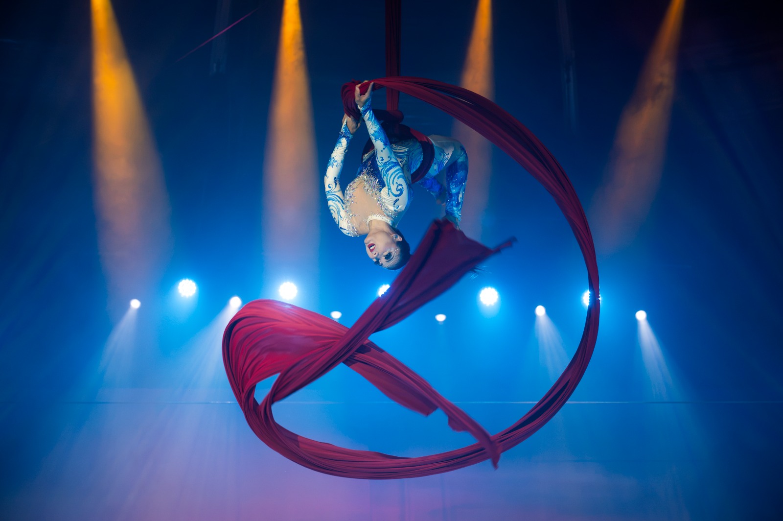 Circo Sobre Hielo: “Aladino” llega a Trujillo con equilibrio extremo, contorción, ventriloquia, humor y acrobacias