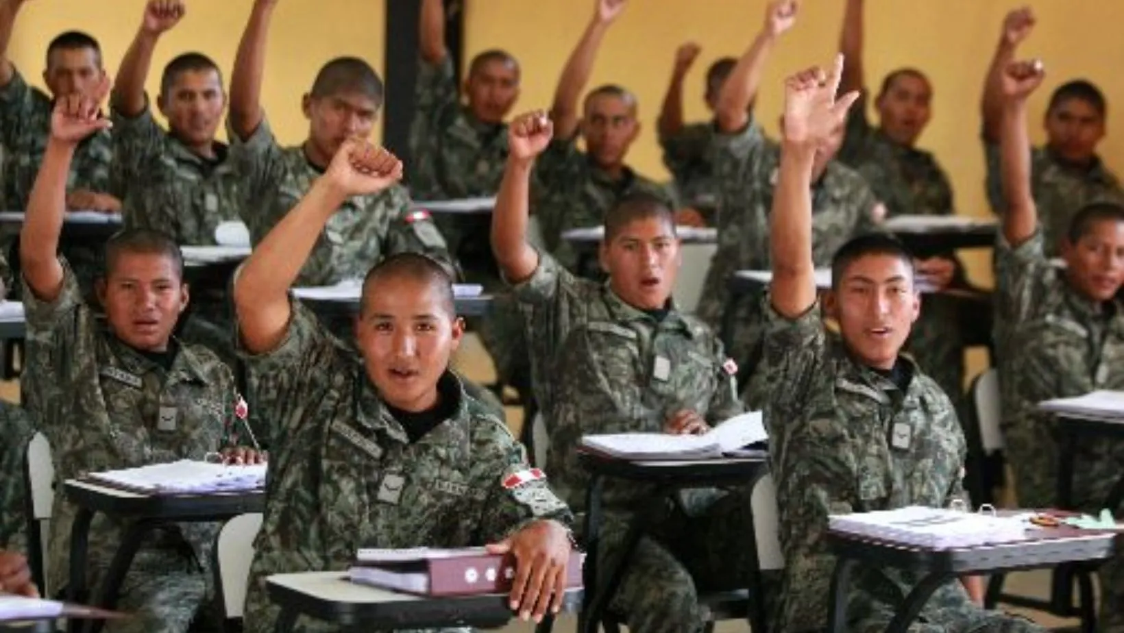 ¿Está usted de acuerdo? Piden retorno del servicio militar obligatorio en Perú 