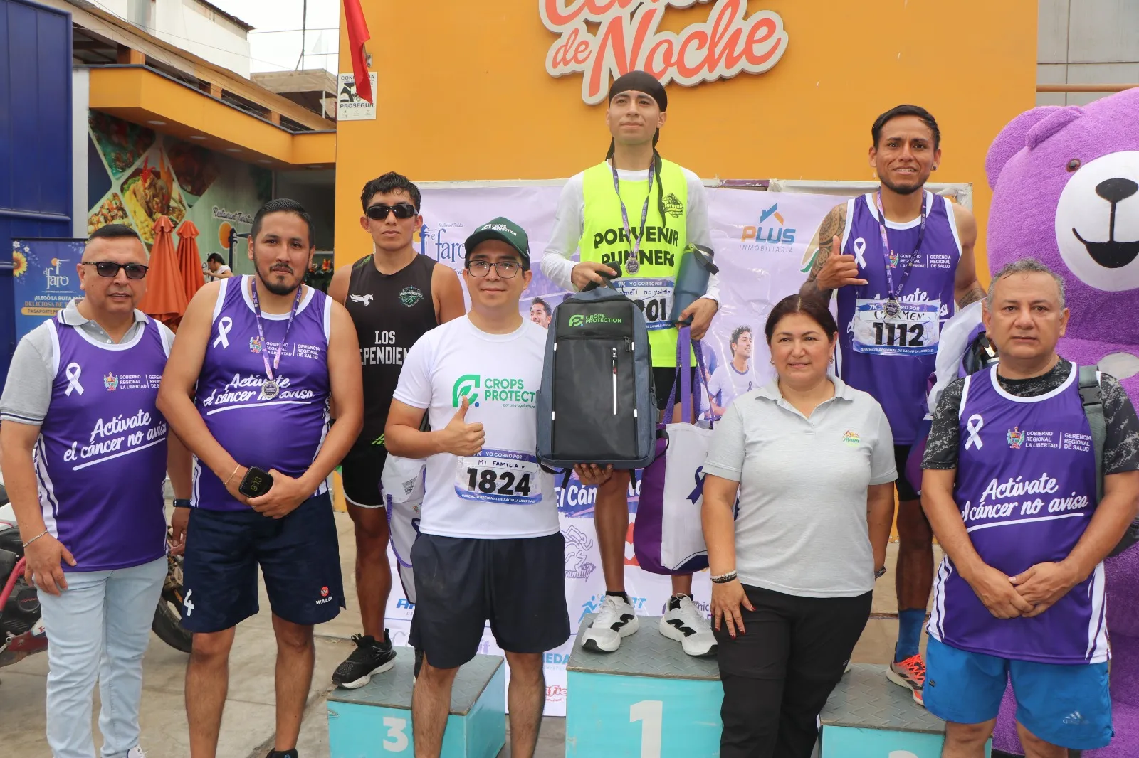 Yarit Valles Y Cinthia Cayo se coronaron en la maratón 7K “Actívate, el cáncer no avisa” en Víctor Larco