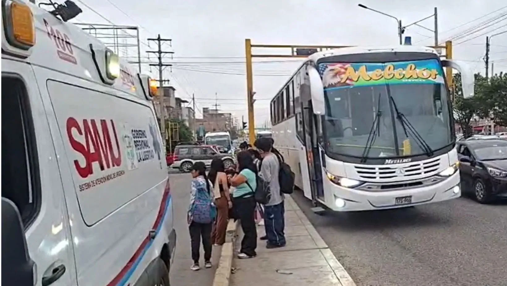 Trujillo: Chofer de bus ebrio frena y arriesga vida de 45 pasajeros en Cruce de la Muerte