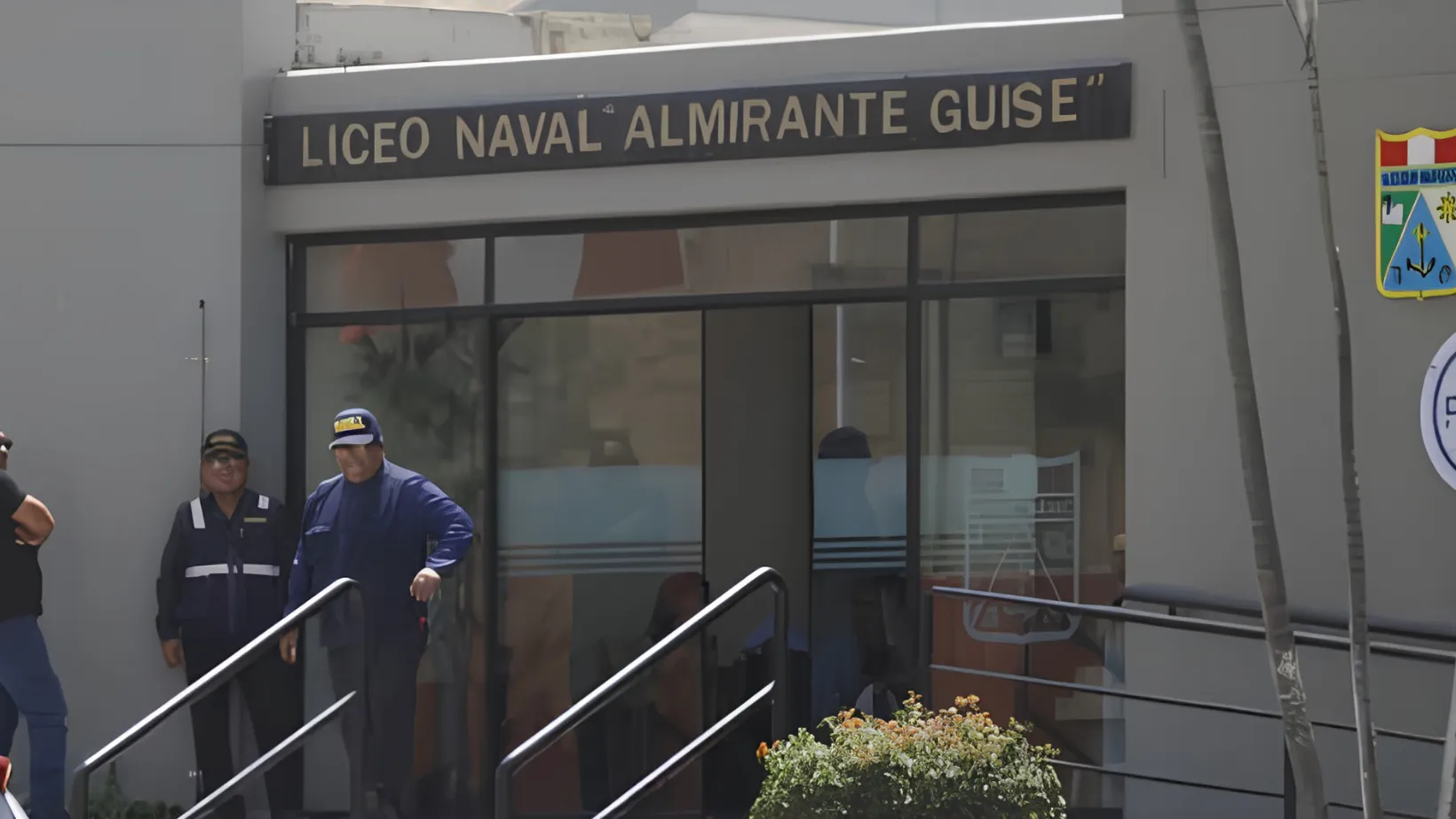 Archivan investigación contra 4 escolares vinculados al caso de abuso en el Liceo Naval